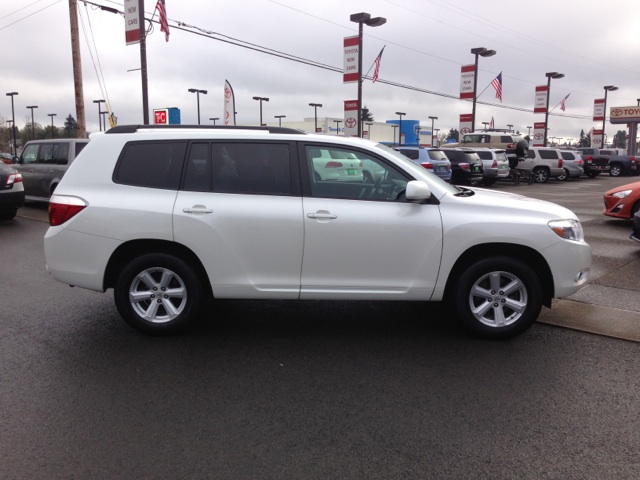 Toyota Highlander 2010 photo 5