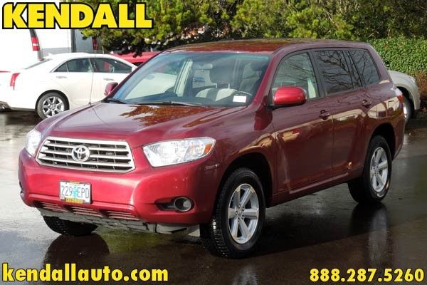 Toyota Highlander Base Unspecified