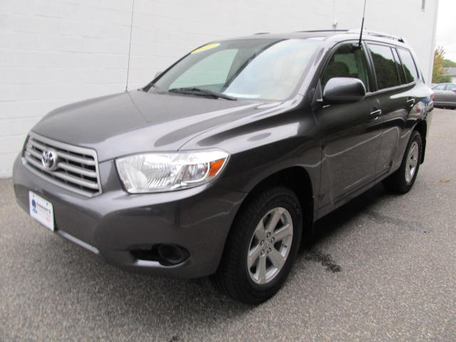 Toyota Highlander Base Unspecified