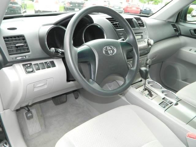 Toyota Highlander 2010 photo 11