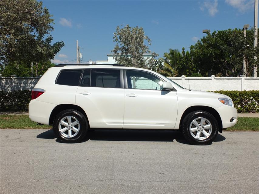 Toyota Highlander 2010 photo 5