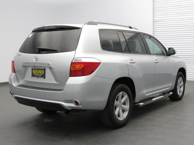 Toyota Highlander 2010 photo 4