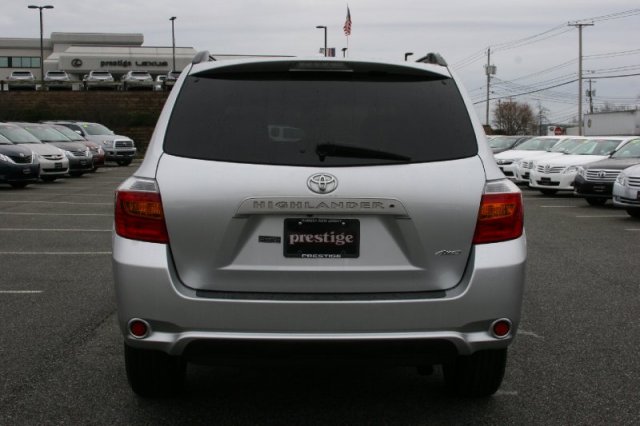 Toyota Highlander 2010 photo 4