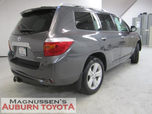 Toyota Highlander 2010 photo 2