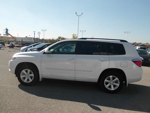 Toyota Highlander 2010 photo 3