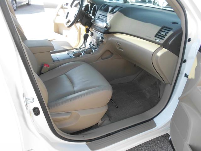 Toyota Highlander 2010 photo 4