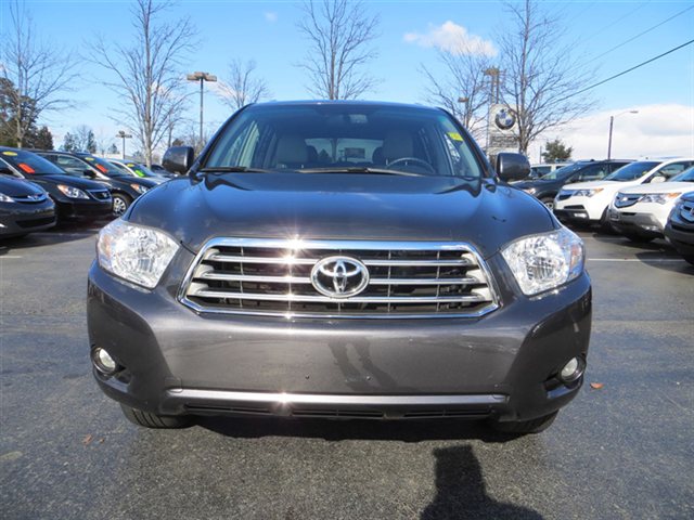 Toyota Highlander 2010 photo 1