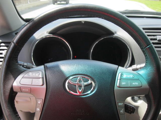 Toyota Highlander 2010 photo 5