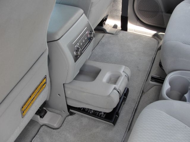 Toyota Highlander 2010 photo 33