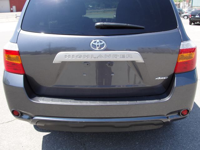 Toyota Highlander 2010 photo 34