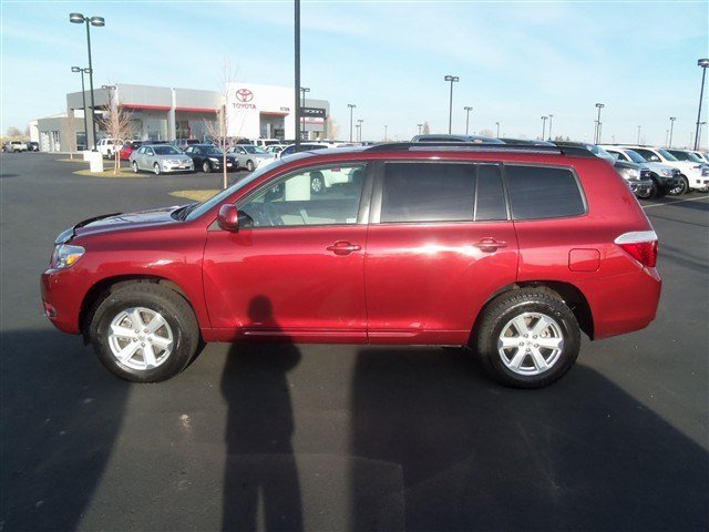 Toyota Highlander 2010 photo 1