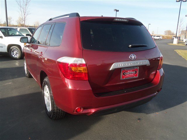 Toyota Highlander 2010 photo 2