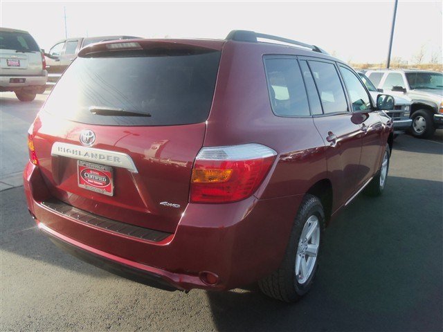 Toyota Highlander 2010 photo 4