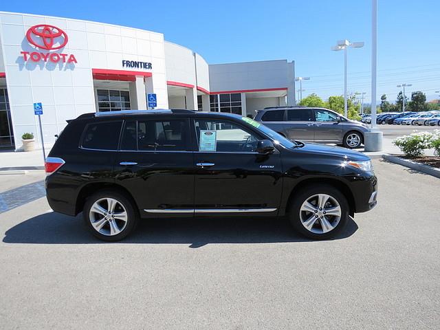 Toyota Highlander 2011 photo 2