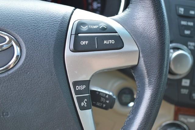 Toyota Highlander 2011 photo 8