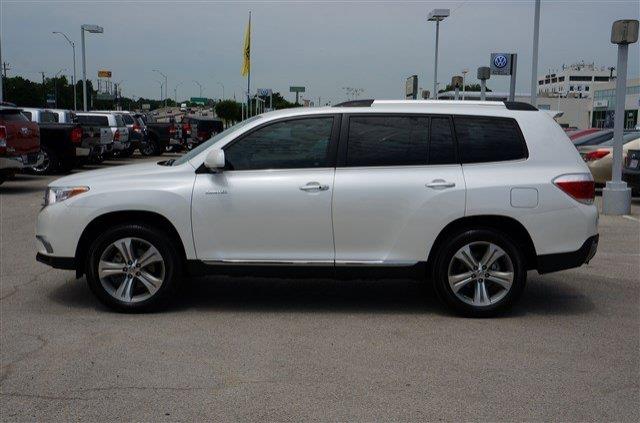 Toyota Highlander 2012 photo 1