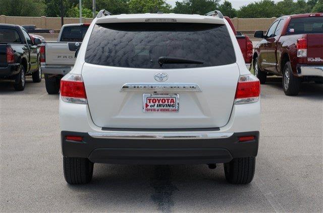 Toyota Highlander 2012 photo 3