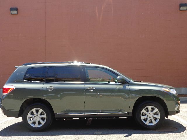 Toyota Highlander 2012 photo 4