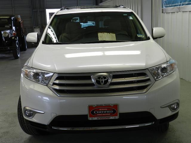 Toyota Highlander 2012 photo 3