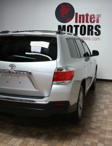 Toyota Highlander 2012 photo 11