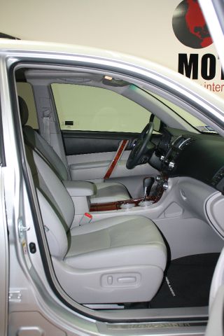 Toyota Highlander 2012 photo 59