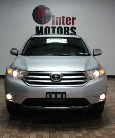 Toyota Highlander 2012 photo 61