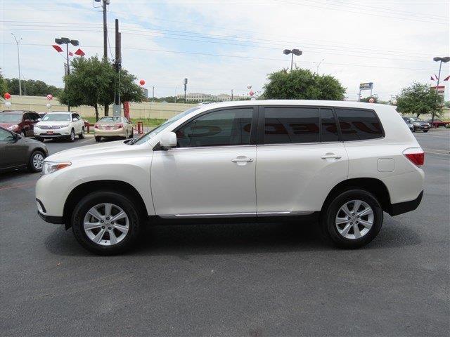 Toyota Highlander 2012 photo 1