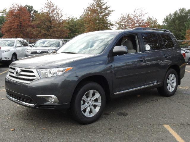 Toyota Highlander 2013 photo 1