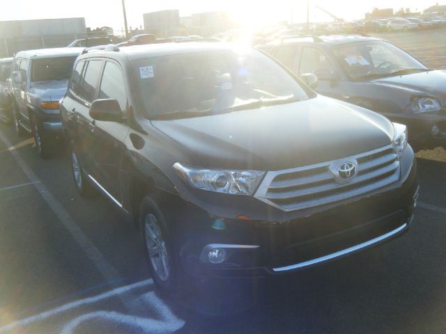 Toyota Highlander 2013 photo 2