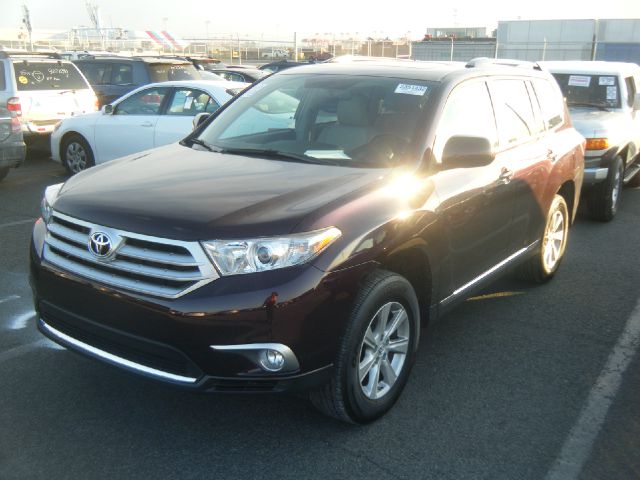 Toyota Highlander 2013 photo 3