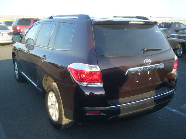 Toyota Highlander 2013 photo 4