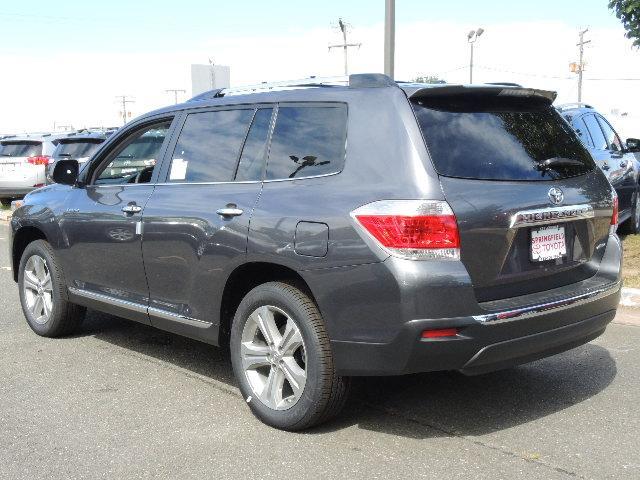 Toyota Highlander SLT 25 SUV