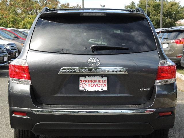 Toyota Highlander 2013 photo 4