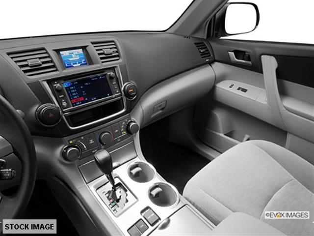 Toyota Highlander 2013 photo 1