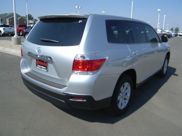 Toyota Highlander 2013 photo 4