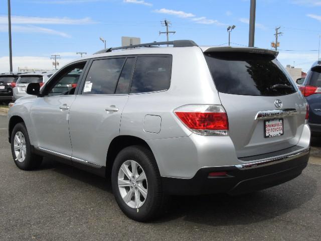 Toyota Highlander 2013 photo 2