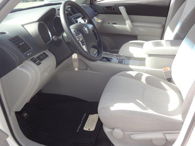 Toyota Highlander 2013 photo 2