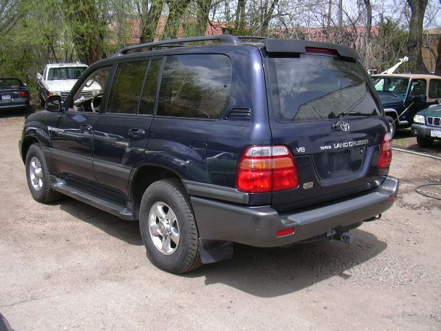 Toyota LandCruiser 2001 photo 1