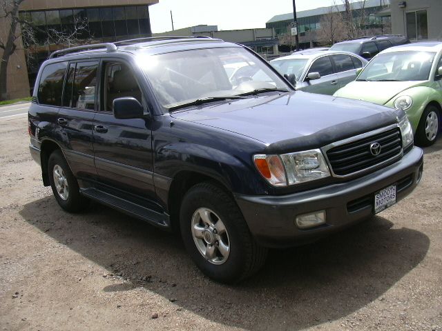 Toyota LandCruiser 2001 photo 3