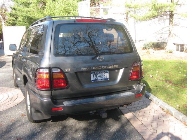 Toyota Land Cruiser 2000 photo 2