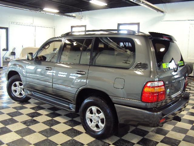 Toyota Land Cruiser Unknown Sport Utility