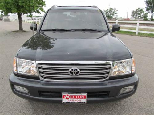 Toyota Land Cruiser 2004 photo 2