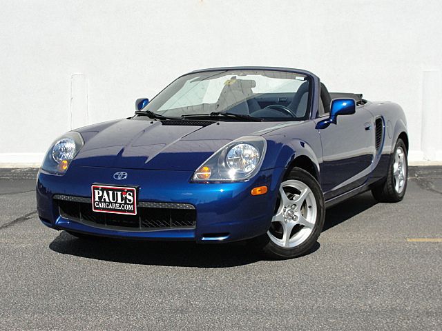 Toyota MR2 Spyder 2001 photo 2