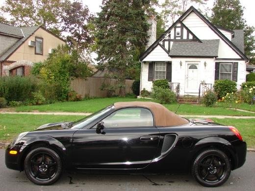 Toyota MR2 Spyder 2001 photo 1