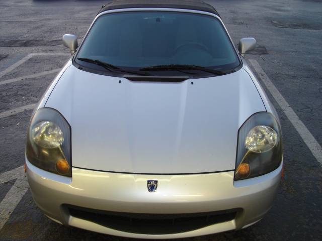 Toyota MR2 Spyder 2001 photo 1