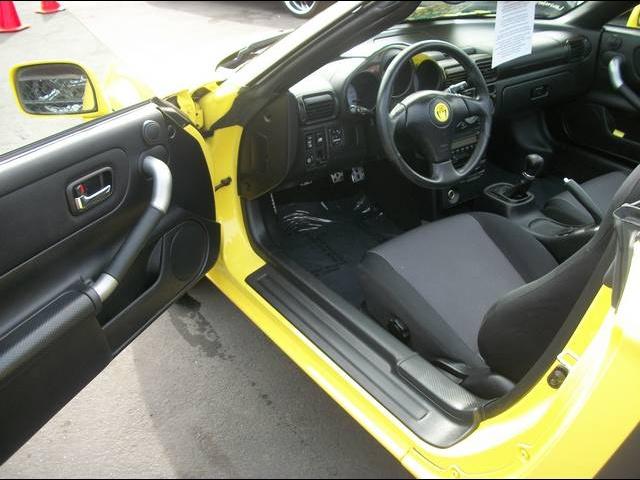 Toyota MR2 Spyder 2001 photo 1