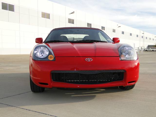 Toyota MR2 Spyder 2002 photo 1