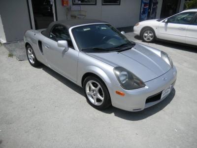 Toyota MR2 Spyder 2002 photo 1