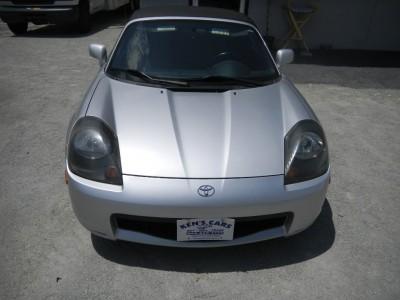 Toyota MR2 Spyder 2002 photo 2