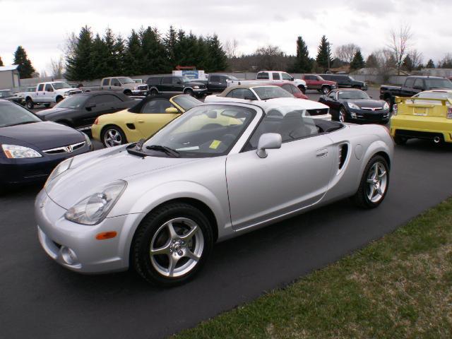 Toyota MR2 Spyder 2005 photo 4